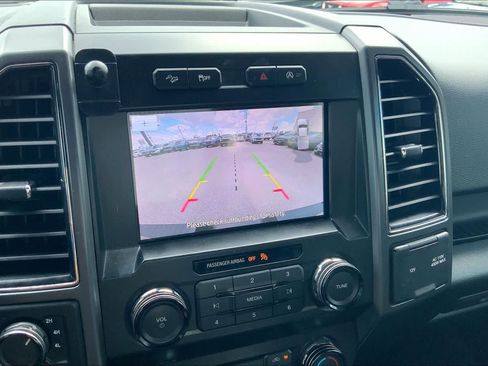 Certified 2019 Ford F150 XLT w/ Equipment Group 302A Luxury AWD/4WD image 27
