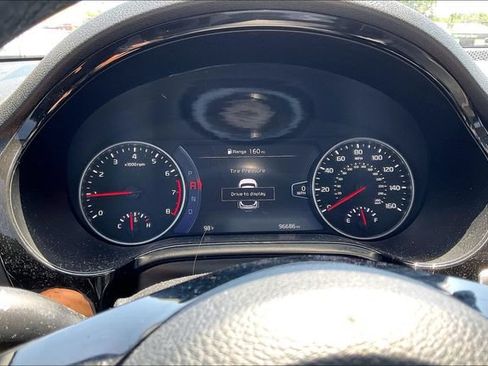 Used 2021 Kia Seltos SX w/ SX Sunroof Package AWD/4WD image 13