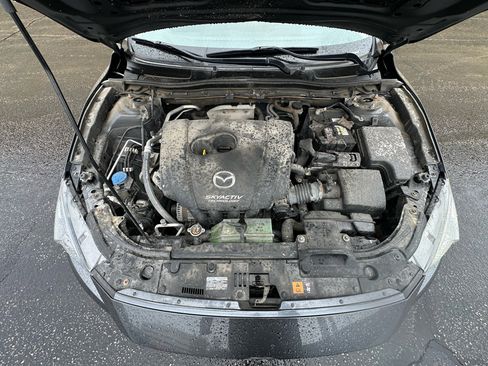 Used 2016 MAZDA MAZDA3 i Touring w/ Popular Equipment Package image 19