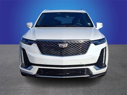 Used 2020 Cadillac XT6 Premium Luxury image 2