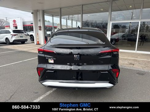 Used 2025 Buick Envista Sport Touring w/ Convenience I Package image 6