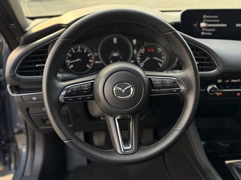 Used 2025 MAZDA MAZDA3 2.5 S Hatchback w/ Premium Pkg FWD image 15