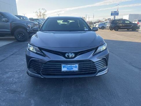 Used 2023 Toyota Camry LE image 2