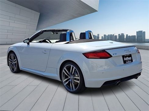 Used 2019 Audi TT 2.0T w/ Technology Package image 4