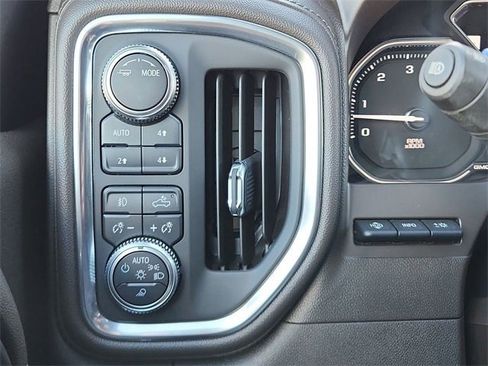 Certified 2020 GMC Sierra 3500 Denali w/ Denali Ultimate Package image 18