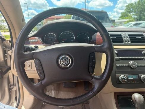 Used 2008 Buick Lucerne CXL w/ Ultra Confidence Package FWD image 9