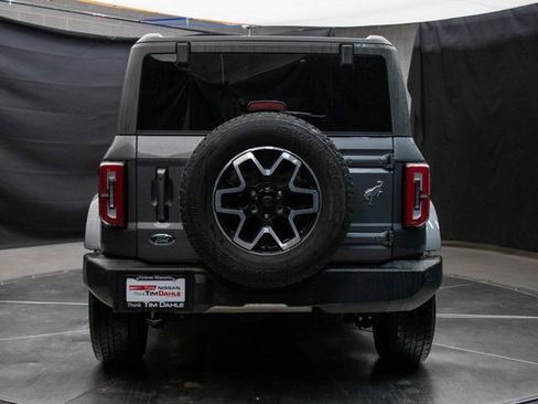 Used 2023 Ford Bronco Outer Banks image 11