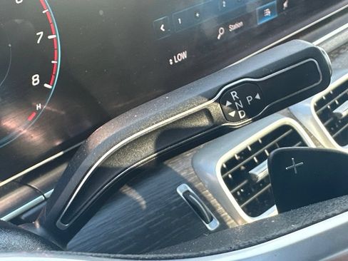 Used 2022 Mercedes-Benz GLE 350 4MATIC image 33