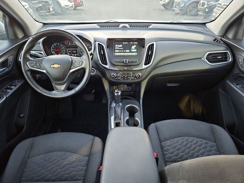 Used 2018 Chevrolet Equinox LT image 29