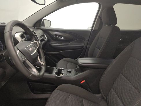 Used 2022 GMC Terrain SLE w/ Driver Convenience Package FWD image 17