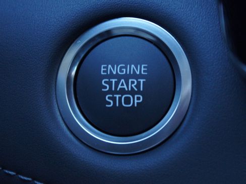 New 2026 Toyota Highlander Platinum image 6