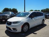 New 2025 Chrysler Pacifica Select w/ Uconnect Theater Family Group image 2