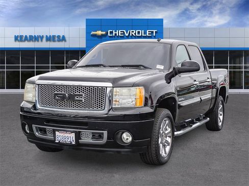 Used 2011 GMC Sierra 1500 Denali image 3