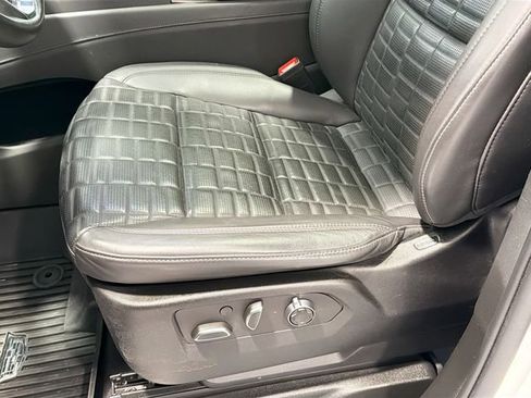 Certified 2022 Cadillac Escalade Sport Platinum w/ Heavy-Duty Trailer Package image 20