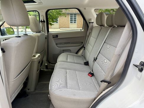 Used 2011 Ford Escape XLT w/ 201A Rapid Spec Order Code FWD image 13