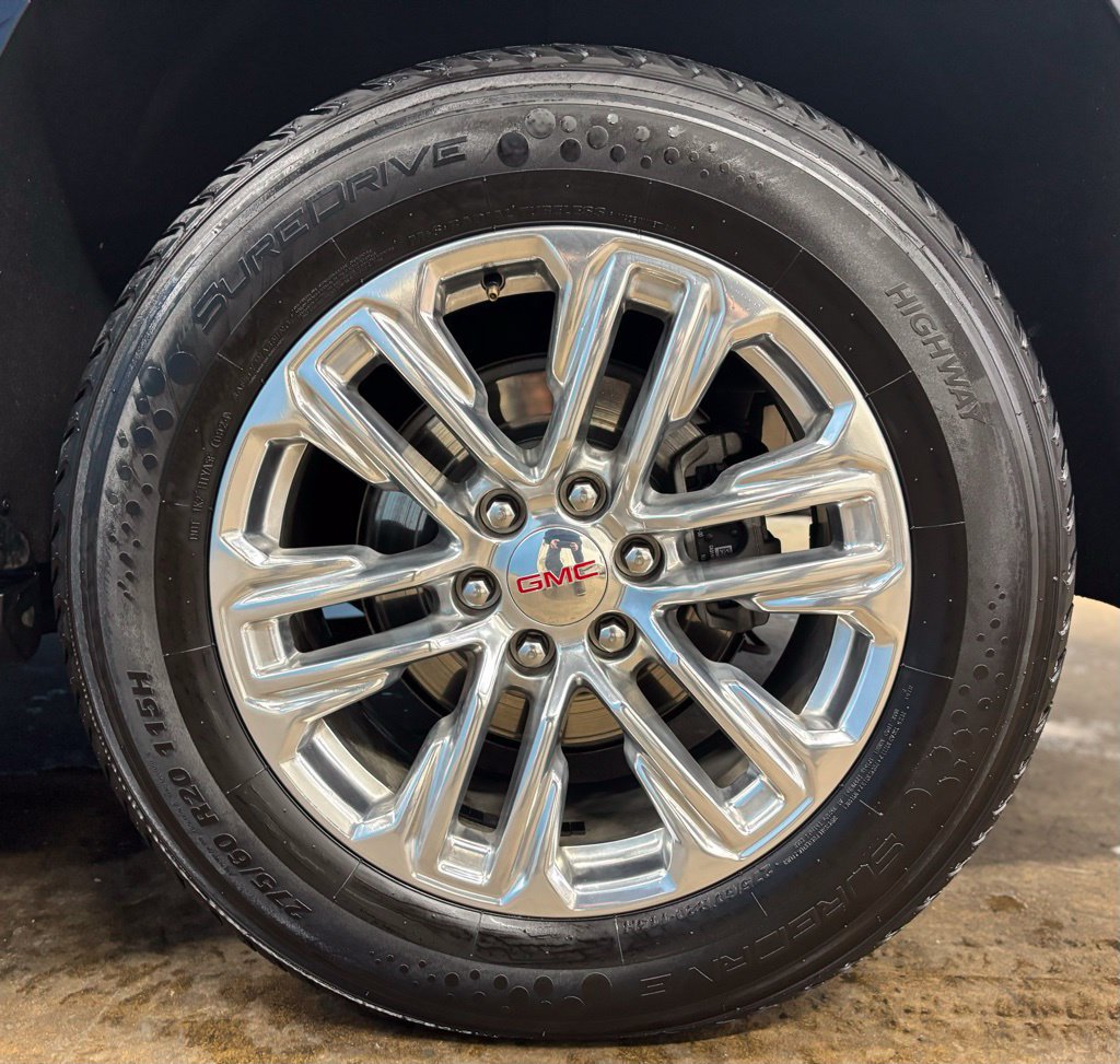 Used 2023 GMC Yukon SLT AWD/4WD image 50