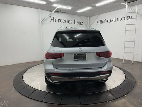 Used 2026 Mercedes-Benz GLB 250 image 6