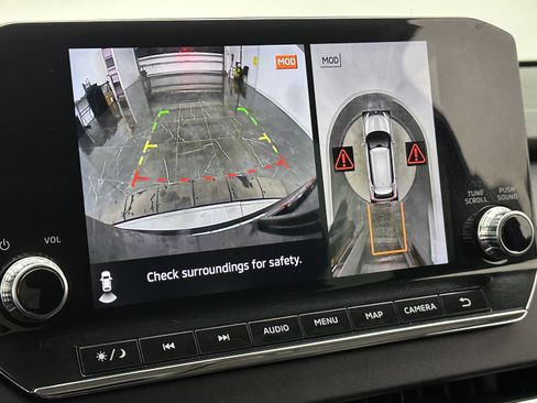 Used 2023 Mitsubishi Outlander SE image 7