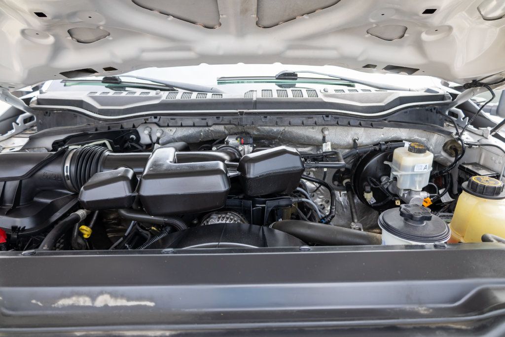 Used 2019 Ford F250 XL w/ STX Appearance Package RWD image 19