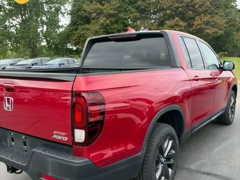 Used 2021 Honda Ridgeline Sport image 9