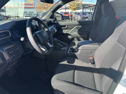 New 2025 Toyota 4Runner SR5 image 11