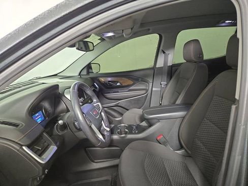 Used 2020 GMC Terrain SLE w/ Driver Convenience Package image 13