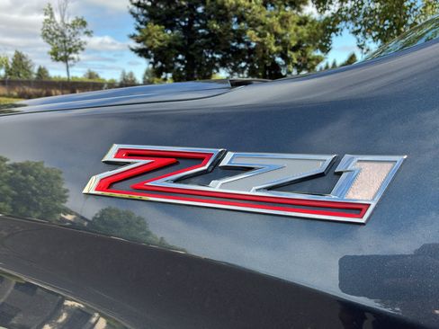 Used 2019 Chevrolet Silverado 1500 LT Trail Boss AWD/4WD image 13
