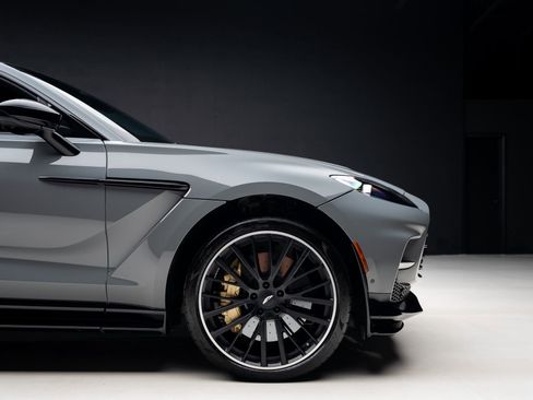 Used 2023 Aston Martin DBX 707 AWD/4WD image 38