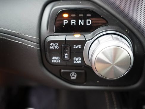 Certified 2019 RAM 1500 Limited w/ Advanced Safety Group AWD/4WD image 35