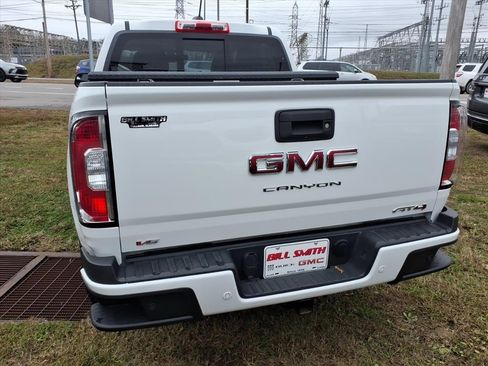 Used 2021 GMC Canyon AT4 image 6