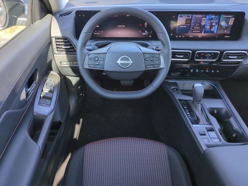 New 2026 Nissan Sentra SR image 15