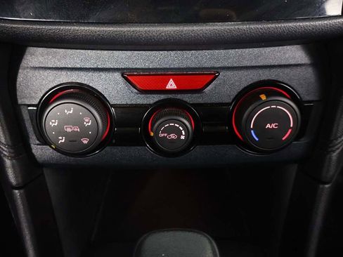 Used 2023 Subaru Impreza Premium image 39