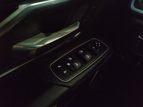 Used 2021 RAM 1500 Laramie w/ Sport Appearance Package AWD/4WD image 27