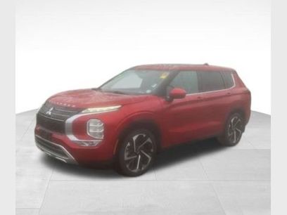 Used 2023 Mitsubishi Outlander SE