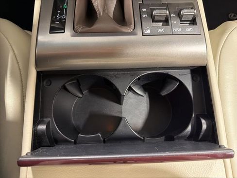 Used 2019 Lexus GX 460 Premium w/ Premium Package image 27