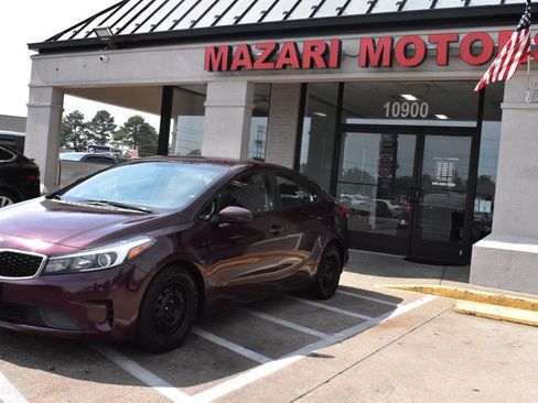 Used 2018 Kia Forte LX image 8