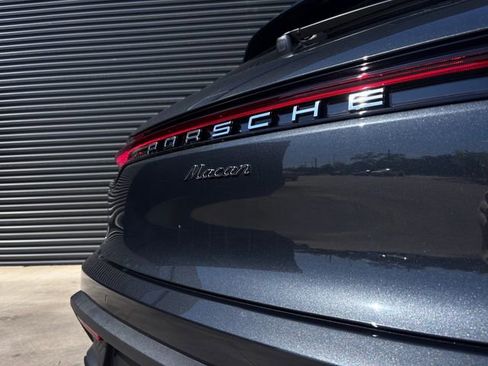 New 2026 Porsche Macan image 28