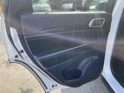 Used 2014 Jeep Grand Cherokee Laredo image 21