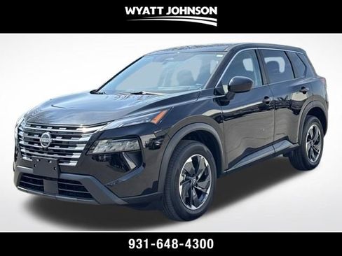 Used 2025 Nissan Rogue SV image 1