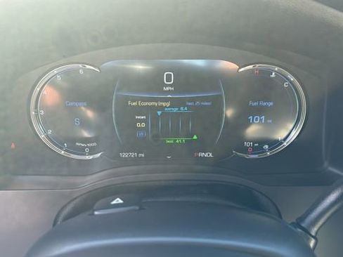 Used 2020 Cadillac Escalade Luxury image 15