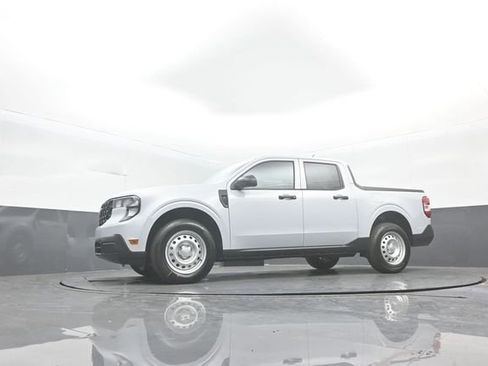 New 2026 Ford Maverick XL image 26