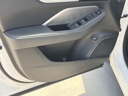 Certified 2023 Acura MDX FWD w/ Technology Package image 14