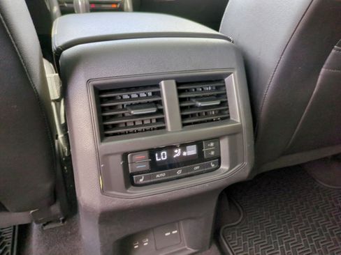 Used 2021 Volkswagen Atlas SEL Premium AWD/4WD image 18