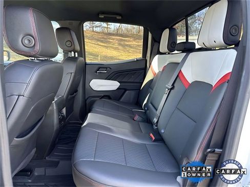 Used 2024 GMC Canyon AT4X image 22