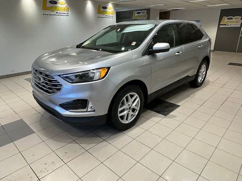 Used 2022 Ford Edge SEL w/ Convenience Package image 2
