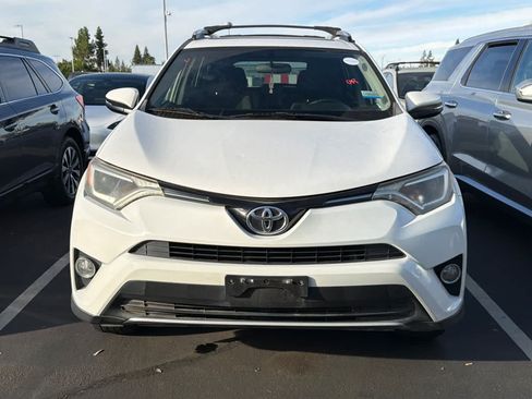 Used 2016 Toyota RAV4 XLE FWD image 6