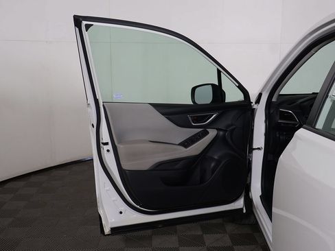 Used 2023 Subaru Forester AWD/4WD image 15