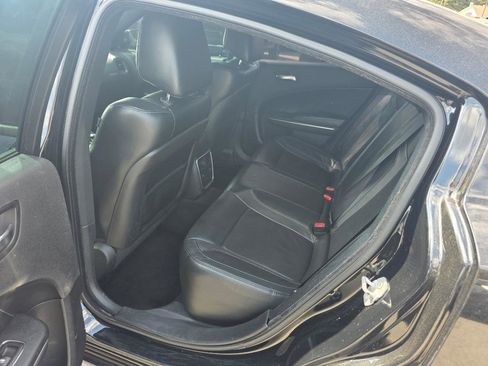 Used 2016 Dodge Charger SXT w/ Plus Group image 7