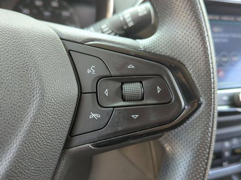 Used 2023 Chevrolet TrailBlazer LT w/ Convenience Package FWD image 12