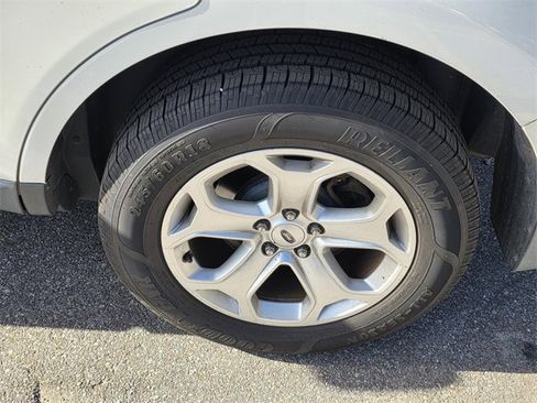 Used 2011 Ford Edge SEL w/ 201A Rapid Spec Order Code image 15